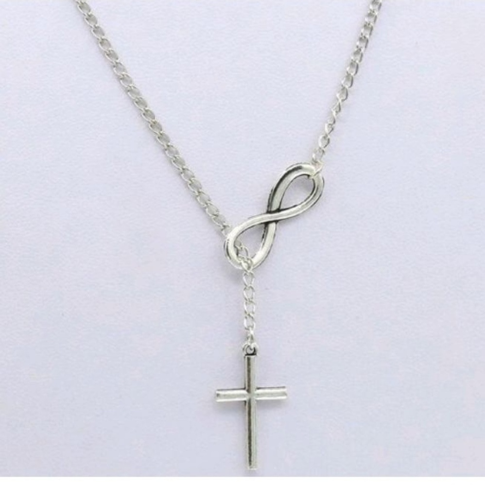 Beautiful Infinity Fashion Necklace - Picture 2 of 4